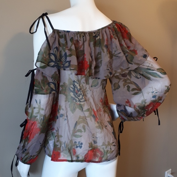 Top Shop Floral Blouse - Picture 3 of 3